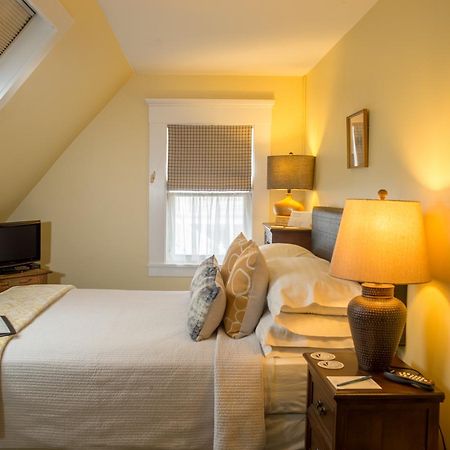 Beaconlight Guest House Провінстаун Екстер'єр фото