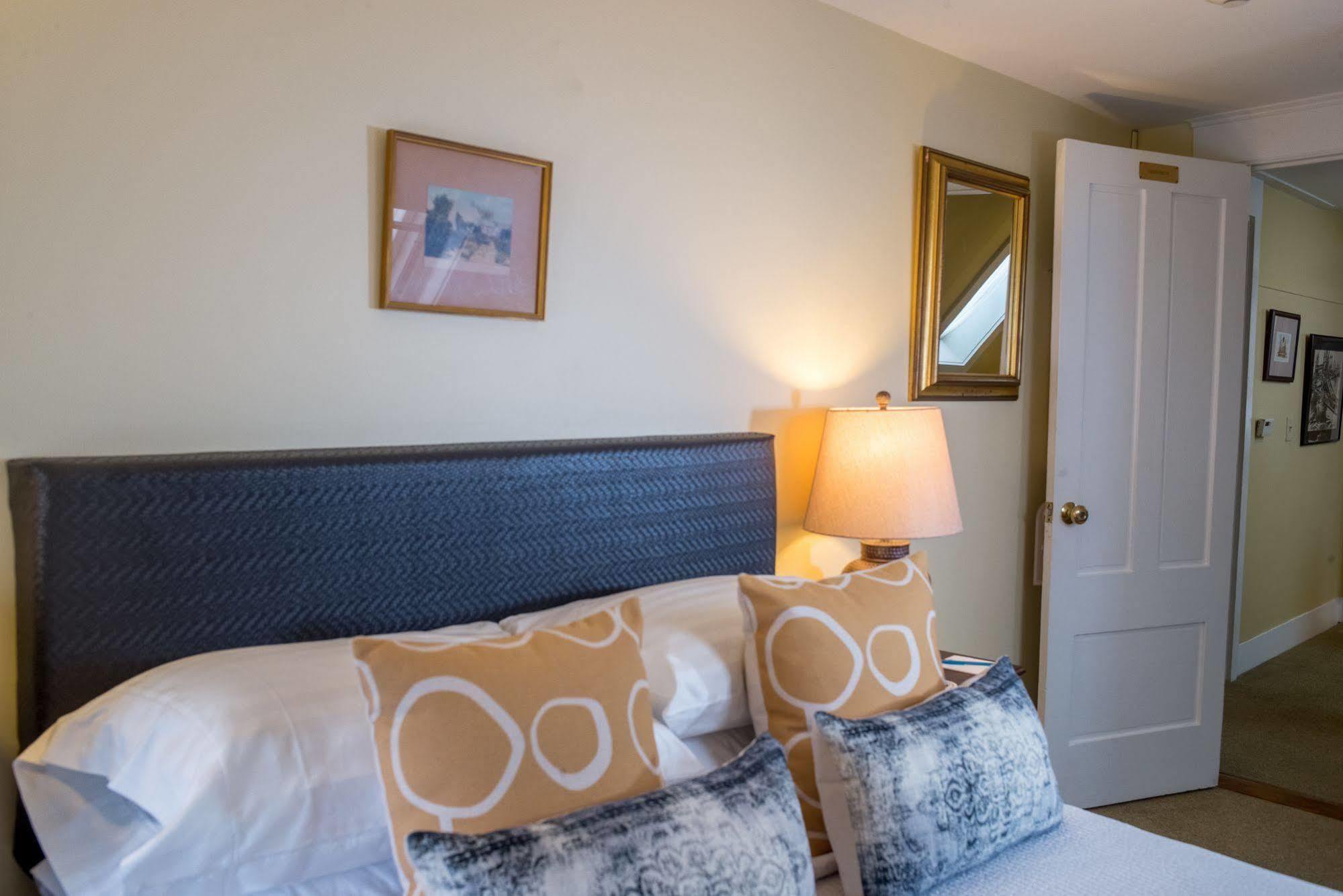 Beaconlight Guest House Провінстаун Екстер'єр фото